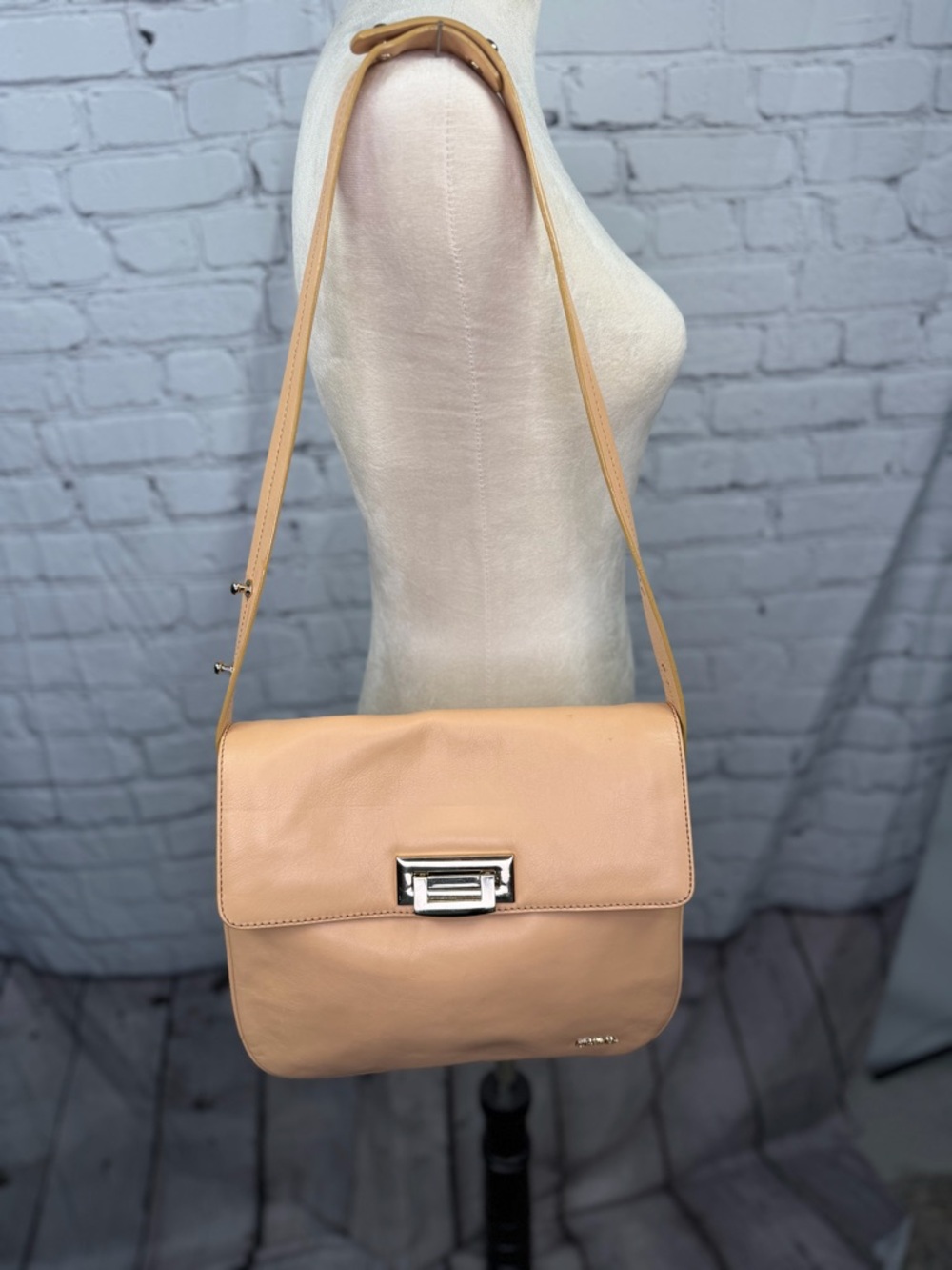 TreVero Leather Shoulder Bag